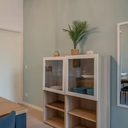 Lägenhet Modern With Spacious Terrace